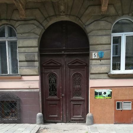 Lviv Apartamenty Luaran gambar